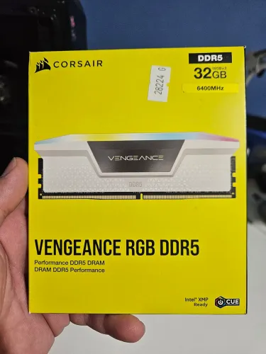Memoria ram DDR5 6400MHZ 32GB (16x2) CORSAIR VENGEANCE