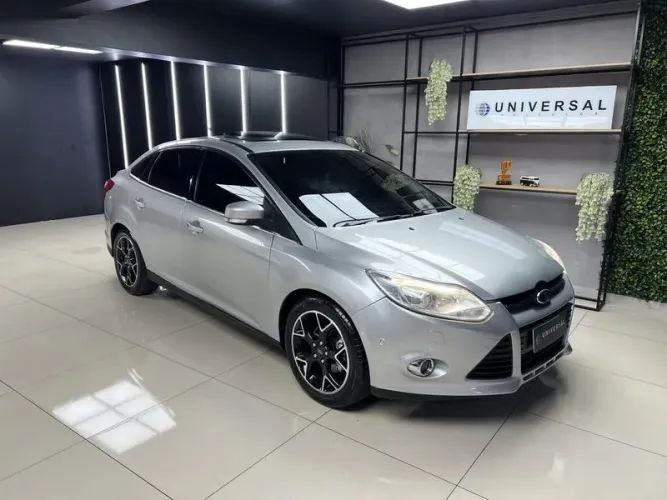 Ford Focus Fastback Tit./t.plus 2.0 Flex Aut. 2014