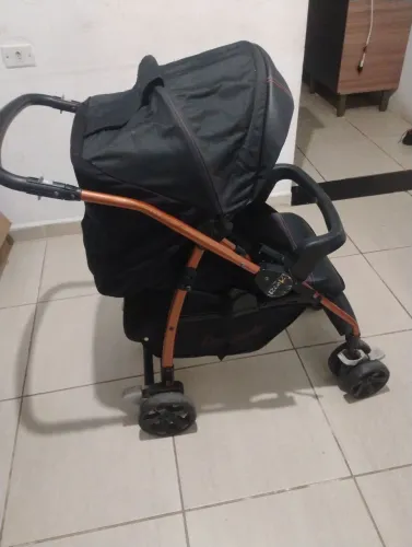Carrinho de bebê