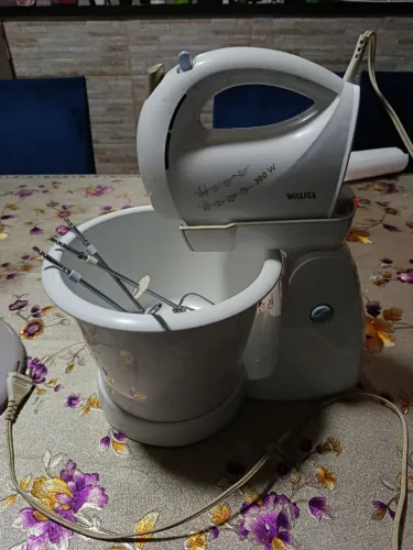 Vende-se batedeira