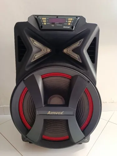 Caixa de som Amvox 700wats RMS