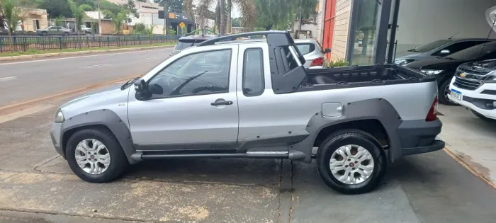 Fiat Strada Adventure 1.8/ 1.8 Locker Flex CE 2011