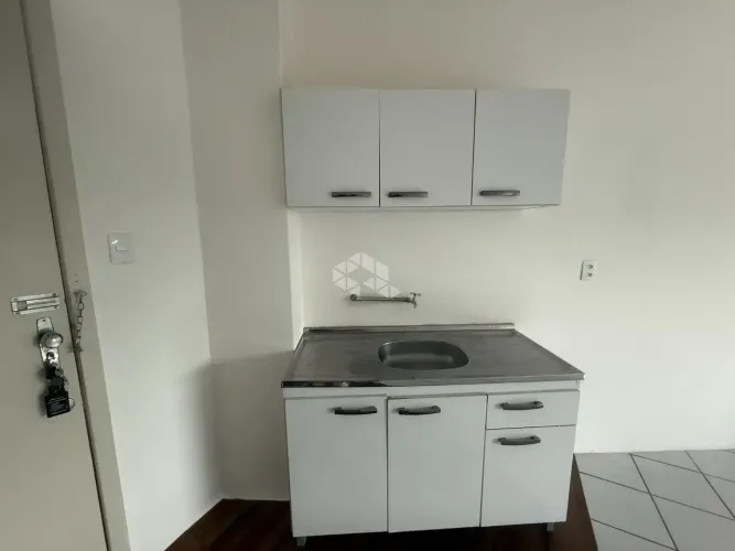 STUDIO À VENDA NA CARVOEIRA EM FLORIANÓPOLIS PRÓXIMO À UFSC 1 VAGA