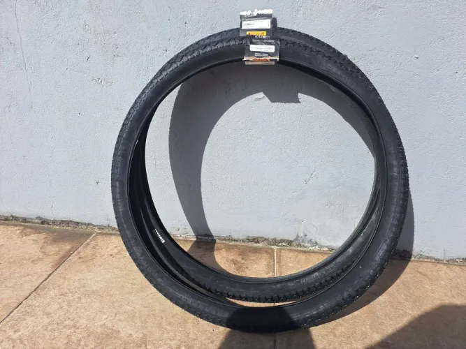 Vendo pneu para bicicleta modelo Barra Forte ou Barra Circular 