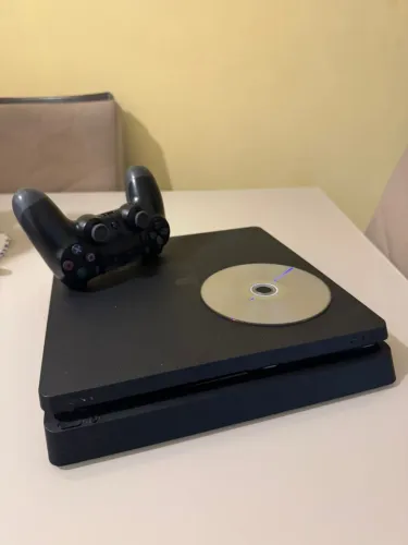 PS4 SLIM - DESBLOQUEADO 1TB