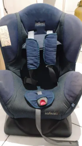 Cadeira de carro infantil