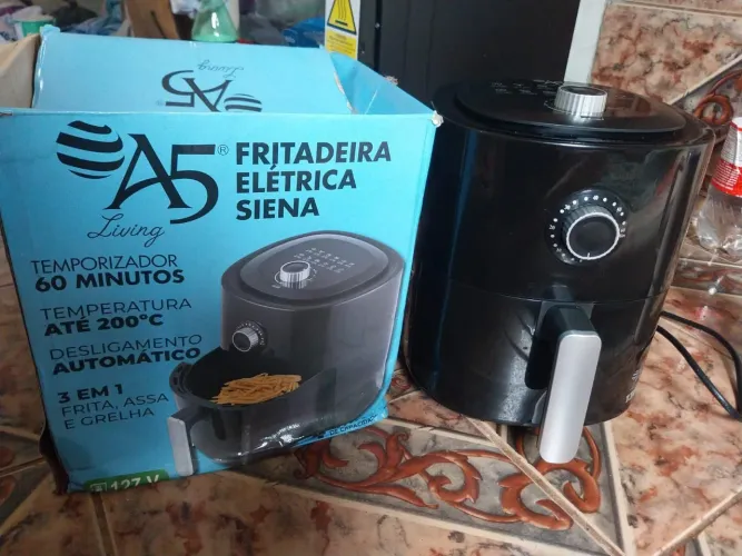 Air fryer novinha na caixa 