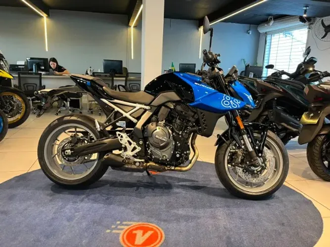SUZUKI GSX 8S 800 COMPLETA C/ 84CV