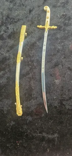 Espada miniatura