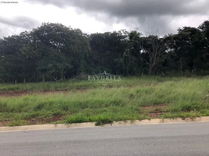 Terreno à venda na Quinta da Mantiqueira, VARGEM