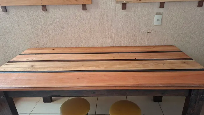 Mesa Madeira 