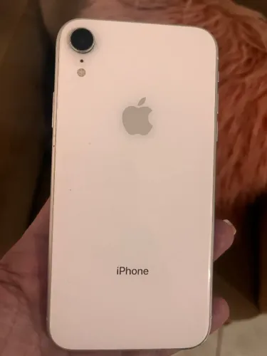 iPhone XR branco