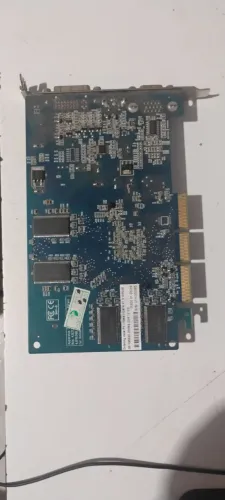 vendo placa de video usada não sei se funciona para sair rapido ( 20 reais)