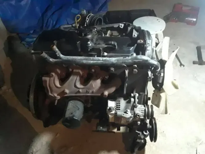 Vendo Motor Toyota Hilux 2.8/3.0 Massarico - 1993 à 2004 -  p/ venda em Peças