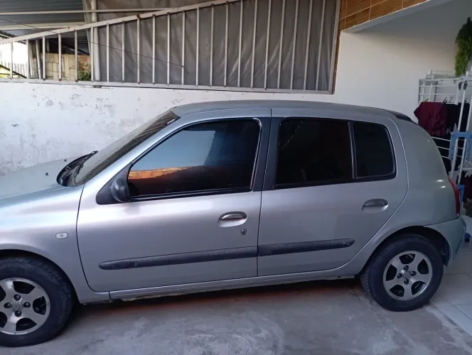 Renault Clio Authentique Hi-flex 1.0 16V 5P 2006