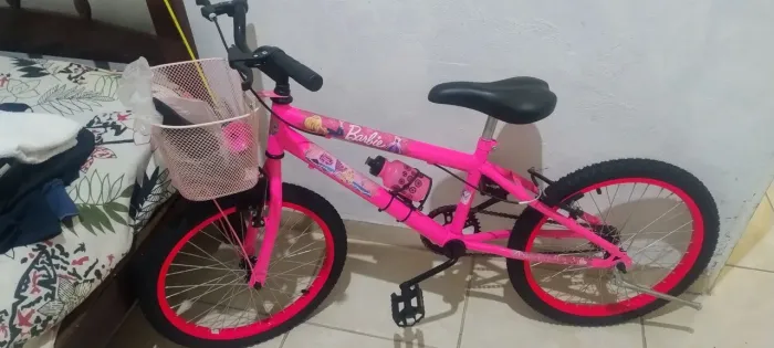 Bicicleta nova sem detalhes