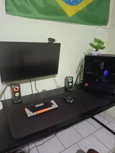 PC Gamer RTX 5060 + Ryzen 7 5700X | 32 GB RAM + Monitor 180 Hz