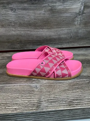 Chinelo Triângulo Schutz, couro, tamanho 38 pequeno, serve 36/37