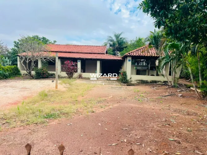 Rancho em condomínio fechado