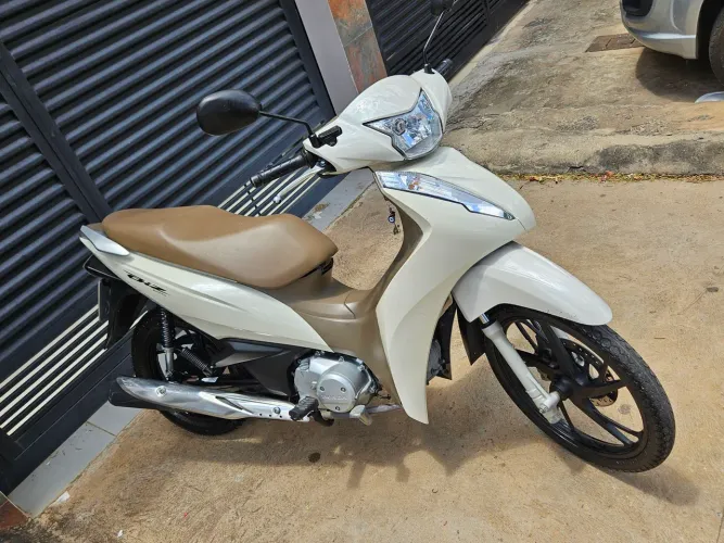 Honda Biz 125 Flex (2020/2021) - Impecável / Conservada
