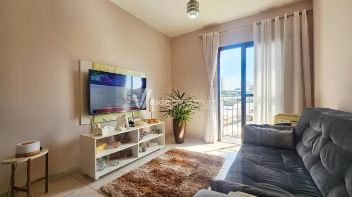 Apartamento à venda, na rua. Buarque de Macedo, em Campinas.