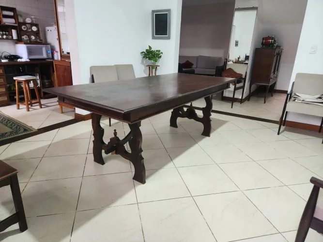 Família muda para exterior e vende tudo