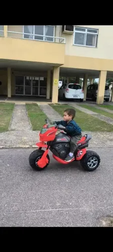 Moto elétrica bandeirantes