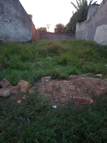 Vendo terreno 7.5m x 21.4m