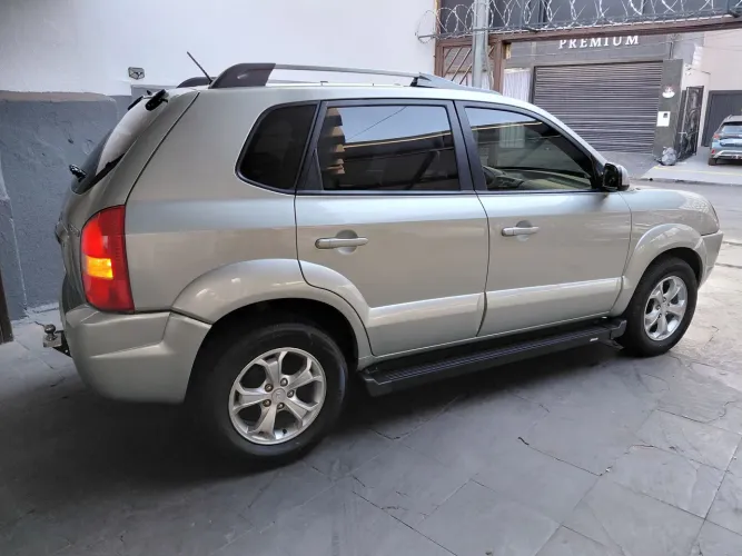 Hyundai Tucson 2.0 16V Aut. 2011