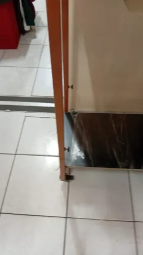 Arara dupla com suporte para sapato