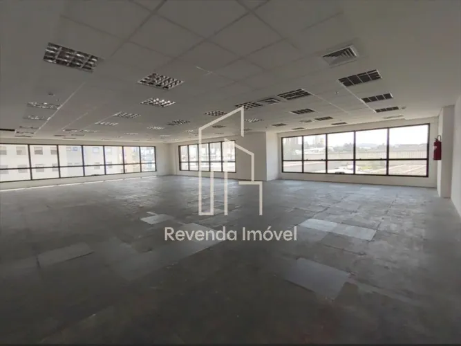 Alugue já sua sala comercial de luxo em Alphaville Industrial, Barueri - SP: 338,50 m², 4 