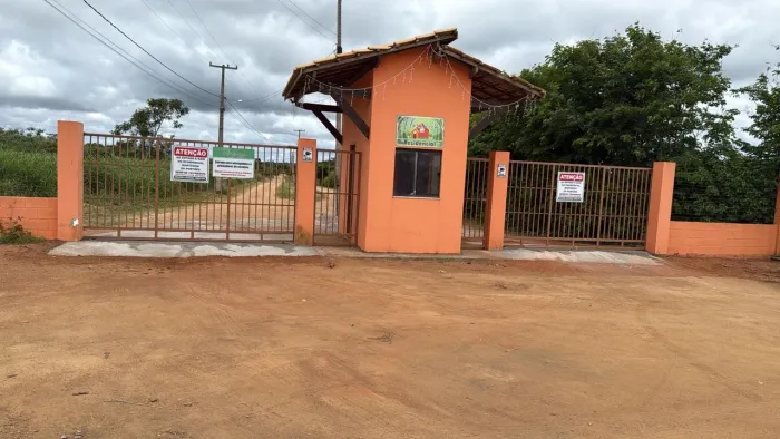 Vendo Lote 5.000m2 - Florência