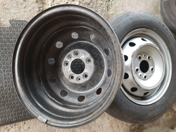 02 rodas Aro 15 ! Modelo 05 furos