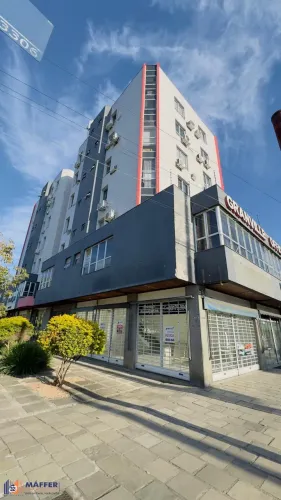 Excelente loja comercial na avenida Teresópolis, com sobreloja, 2 banheiros