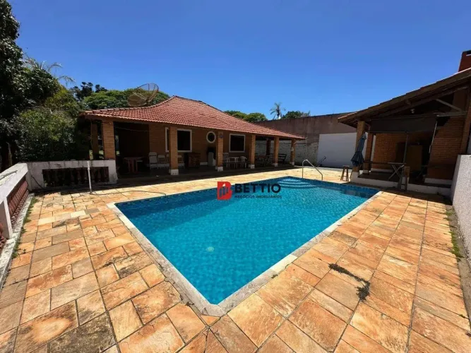 Chácara plana com 2 quartos, pomar, gramado, piscina grande churrasqueira, Vale do Sol Ind