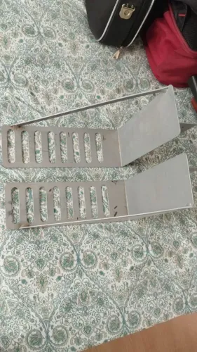 Par de frames (suportes) metálicos