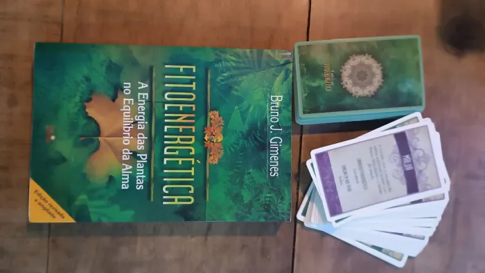 Kit Fitoenergética livro e baralho 