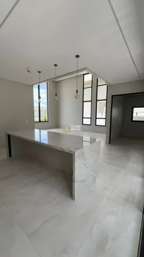 Casa Alto Padrão com 3 suítes no Condomínio Residencial Vales do Passáros - Anáp