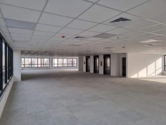 Sala comercial na Rua João Moura, 346 - Conjunto 202 285 m²