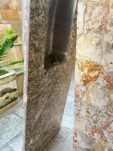 Pia de mármore com Cuba