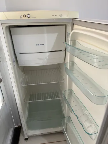 Geladeira Electrolux funcionando perfeitamente