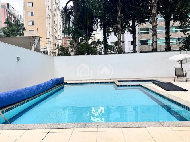 Apartamento de 4 quartos com suíte e varanda à venda no Buritis