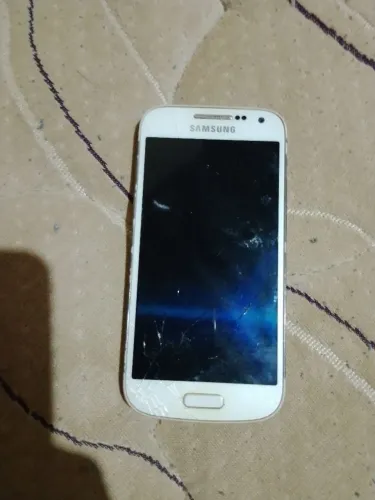 Samsung pra tira peças está estragado 