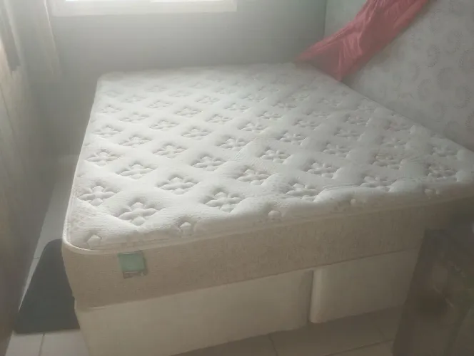 Cama box usada