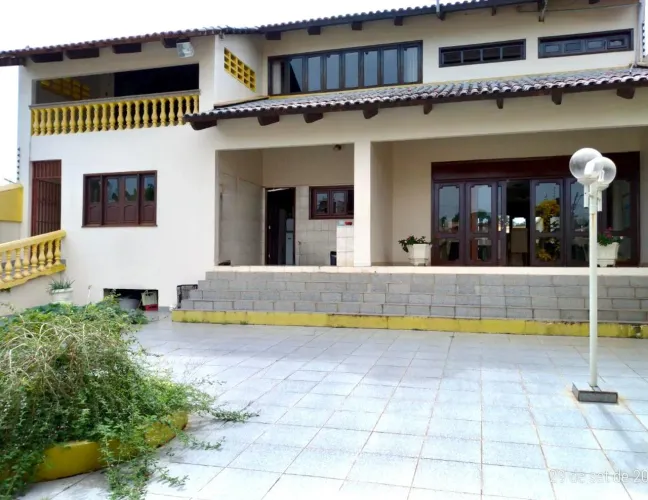 Casa á Venda e Aluguel - Guiomard Santos, Bosque Rio Branco/AC