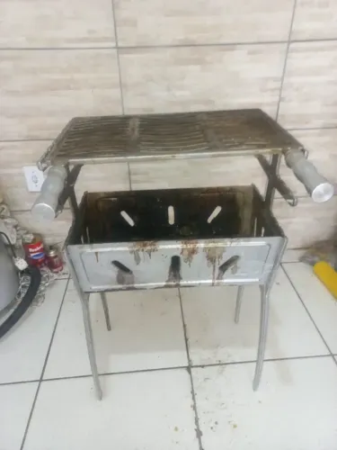 Vendo churrasqueira