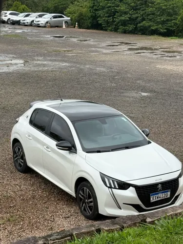 Peugeot 208 Roadtrip 1.6 Flex 16V 5P Aut. 2023