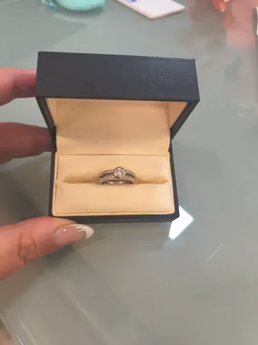 Anel de Ouro Branco com Diamantes - HStern