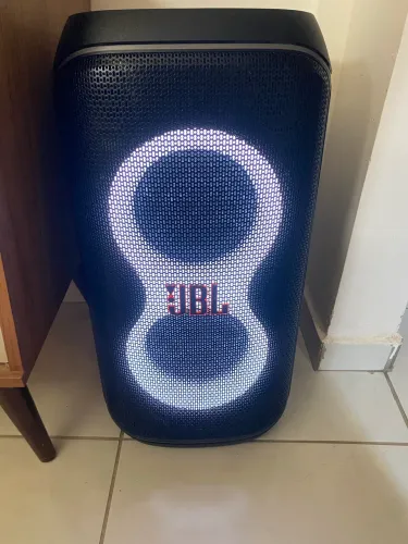 Vendo JBL Partybox club 120