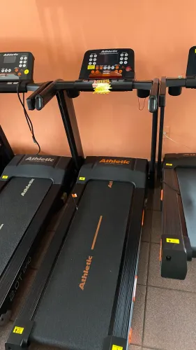 Esteira Athletic 710T